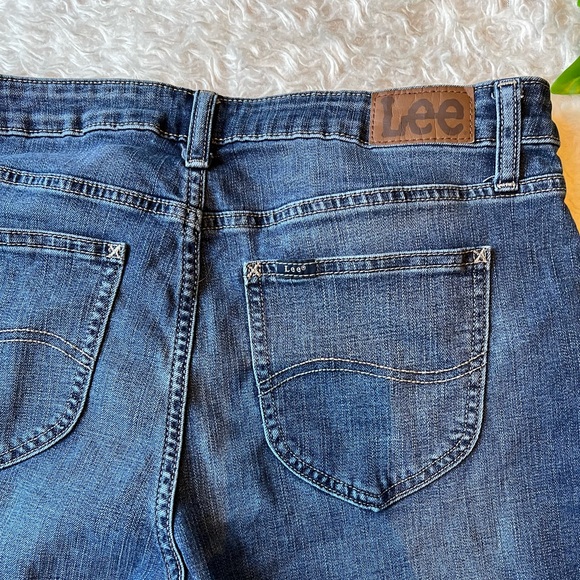 LEE regular fit denim capris mid rise - Picture 6 of 9